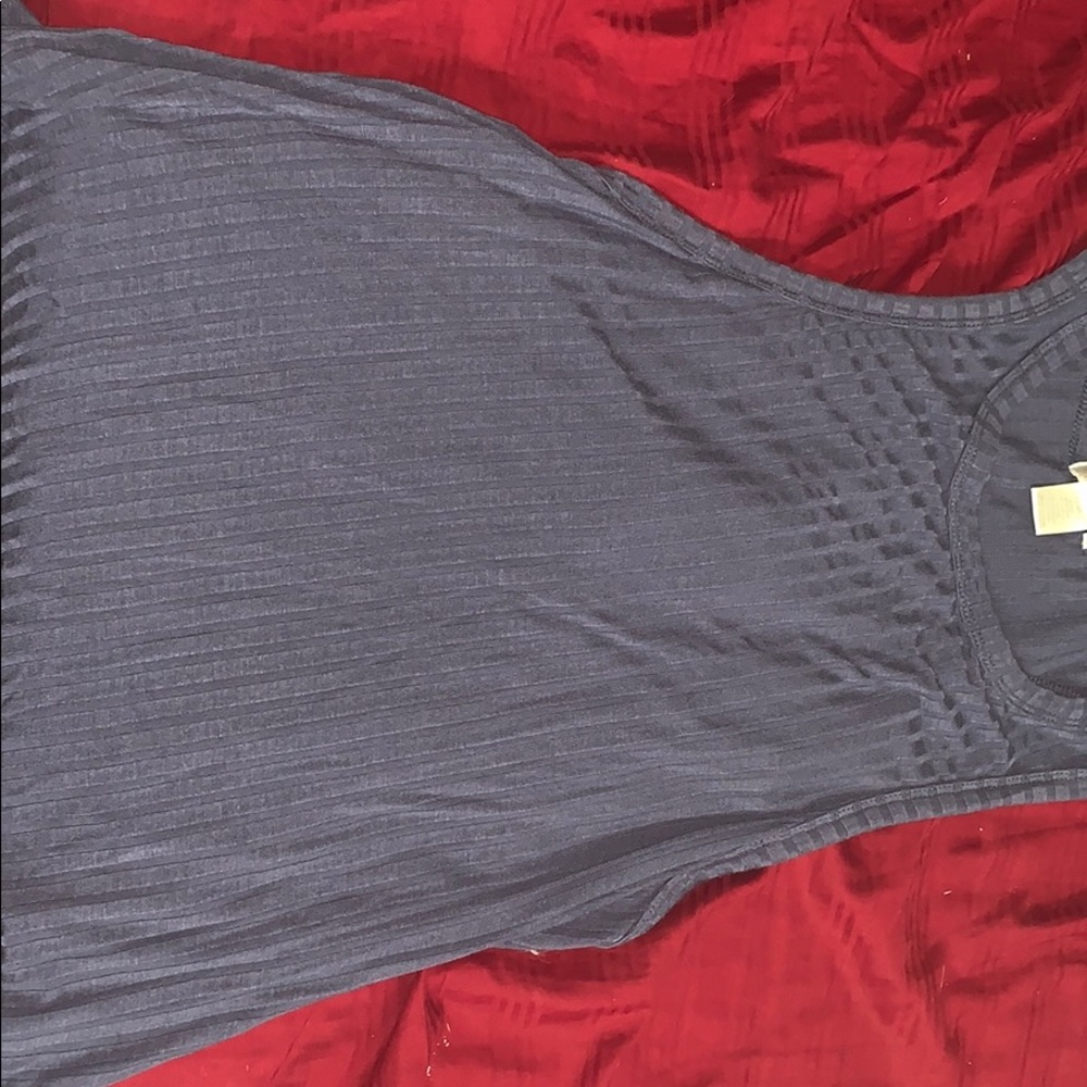 ribbed navy blue shirt